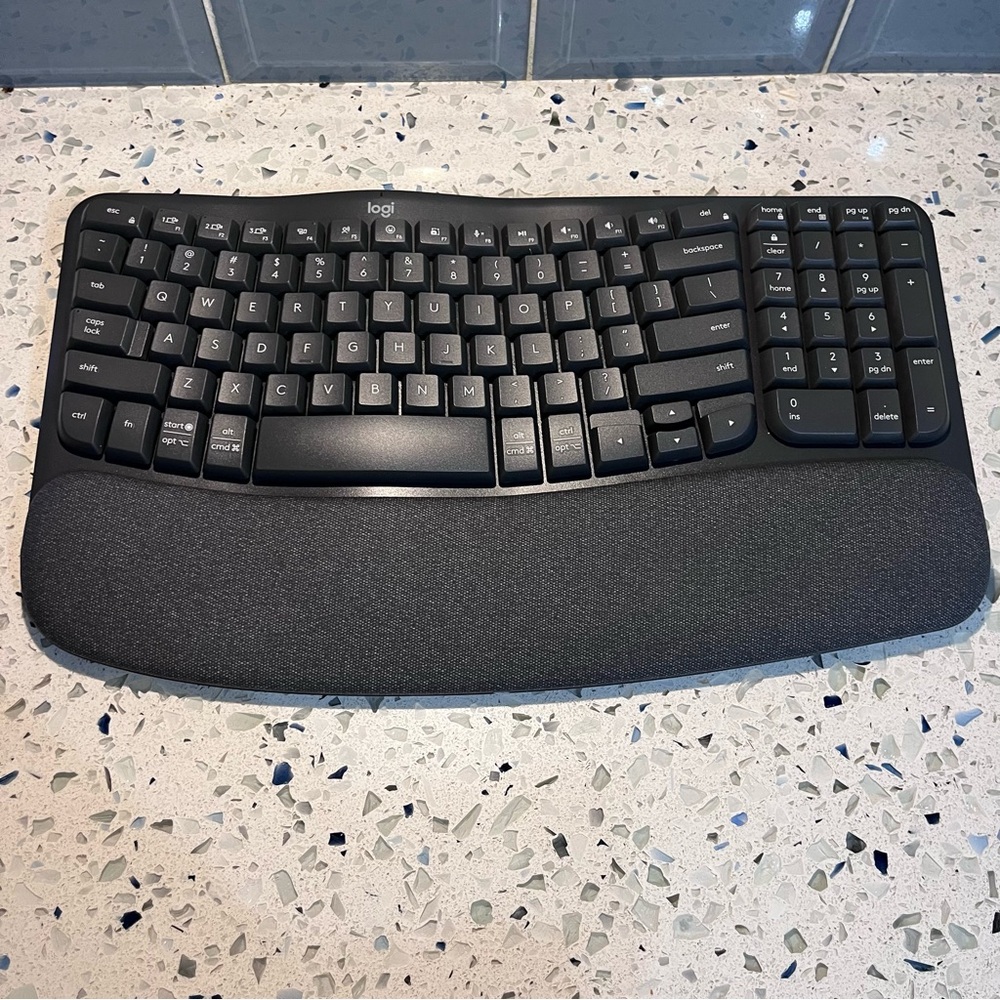 Logitech Black Ergonomic Curved Wireless Keyboard with Cushioned Palm Rest
